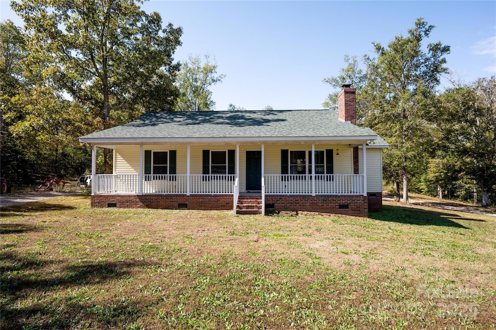 3330 Clinzo Feemster Rd, Hickory Grove, SC 29717 - photo 1