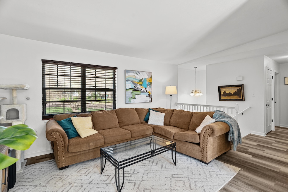 !Living Room