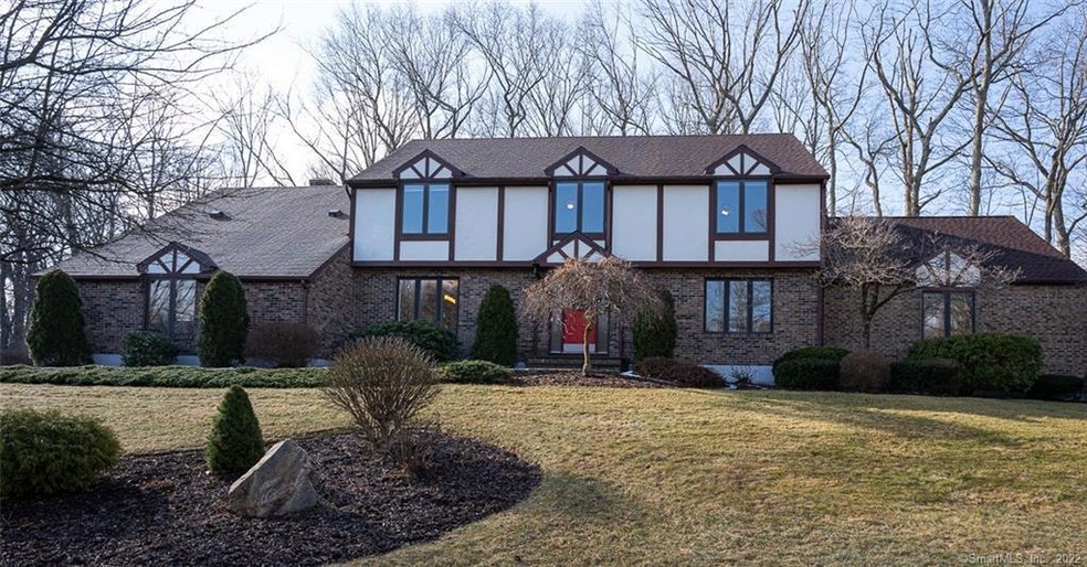 37 Barkledge Ct, Cheshire, CT 06410 - photo 1