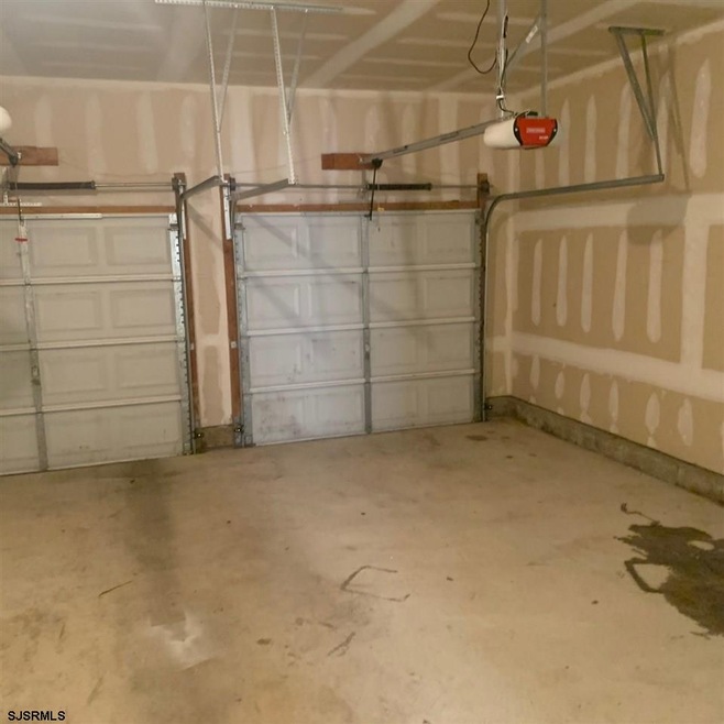 207 Jamestown Blvd, Hammonton, NJ 08037 - photo 1