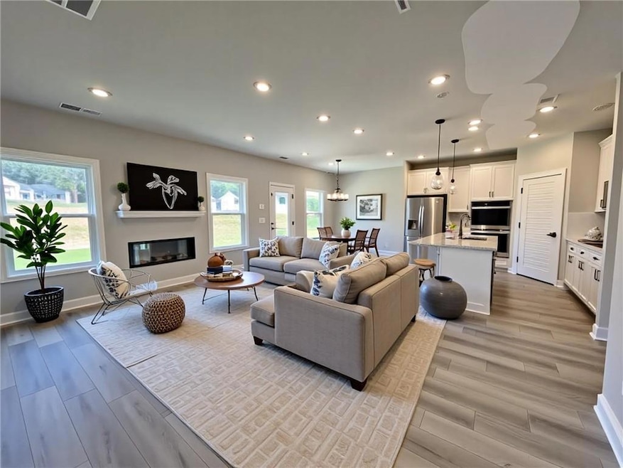 2969 Sweet Red Cir, Braselton, GA 30517 - photo 1