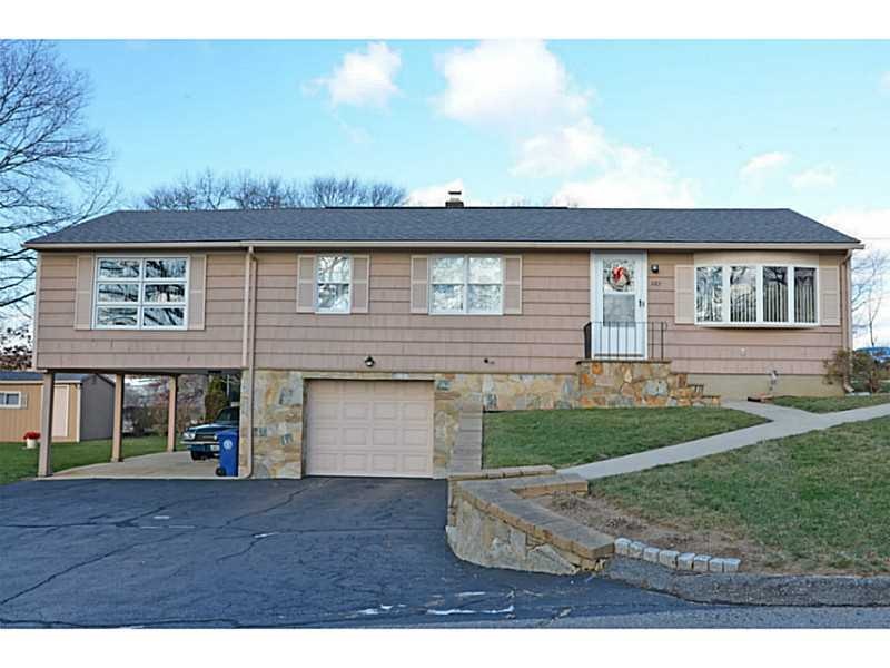 121 Greble St, Warwick, RI 02886 - photo 1