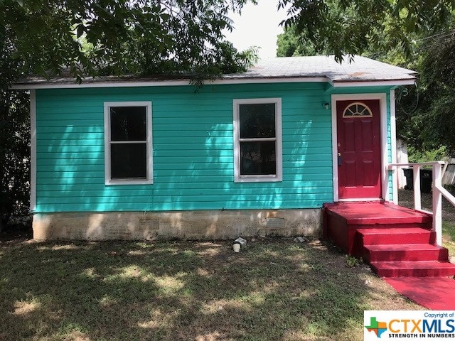 1212 W Martin Luther King Dr, San Marcos, TX 78666 - photo 1