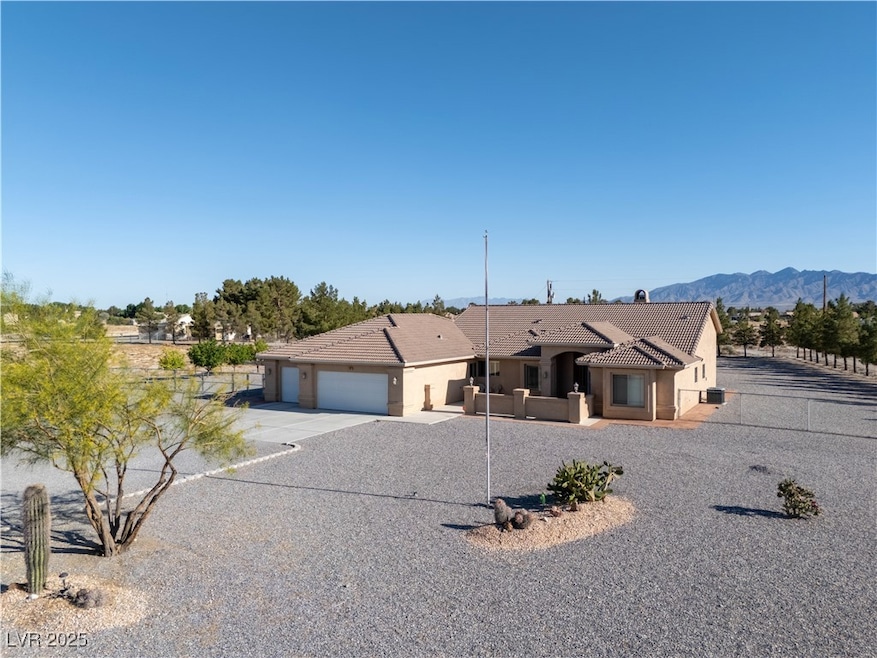 Pending $649,999