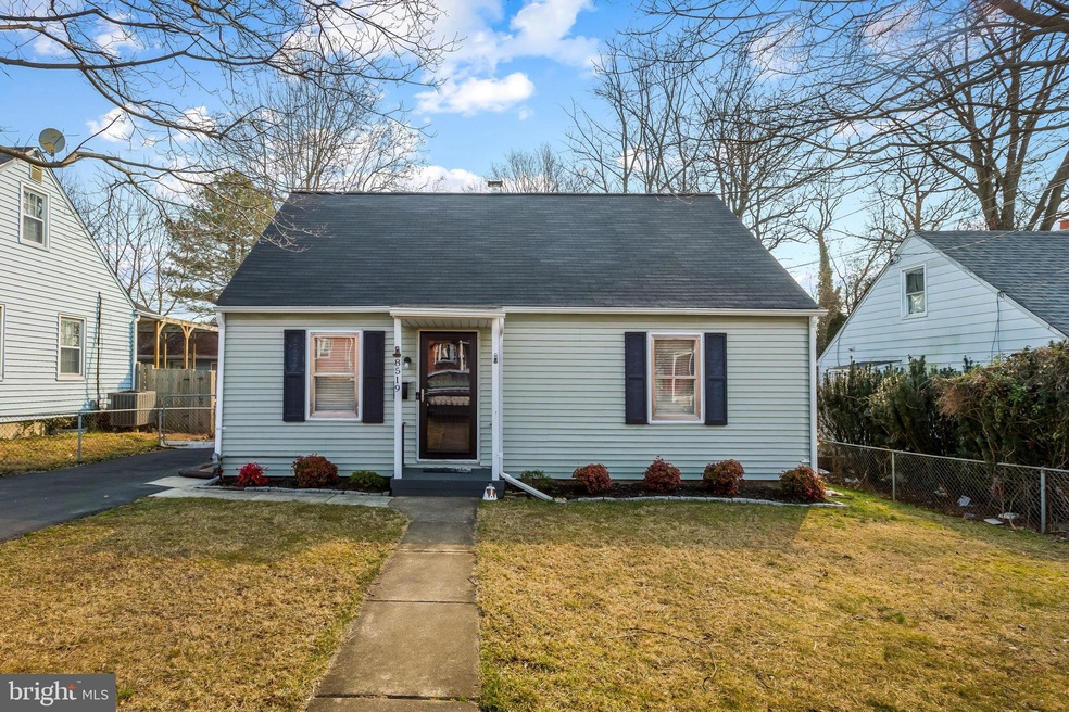 8519 Oakleigh Rd, Parkville, MD 21234 - photo 1