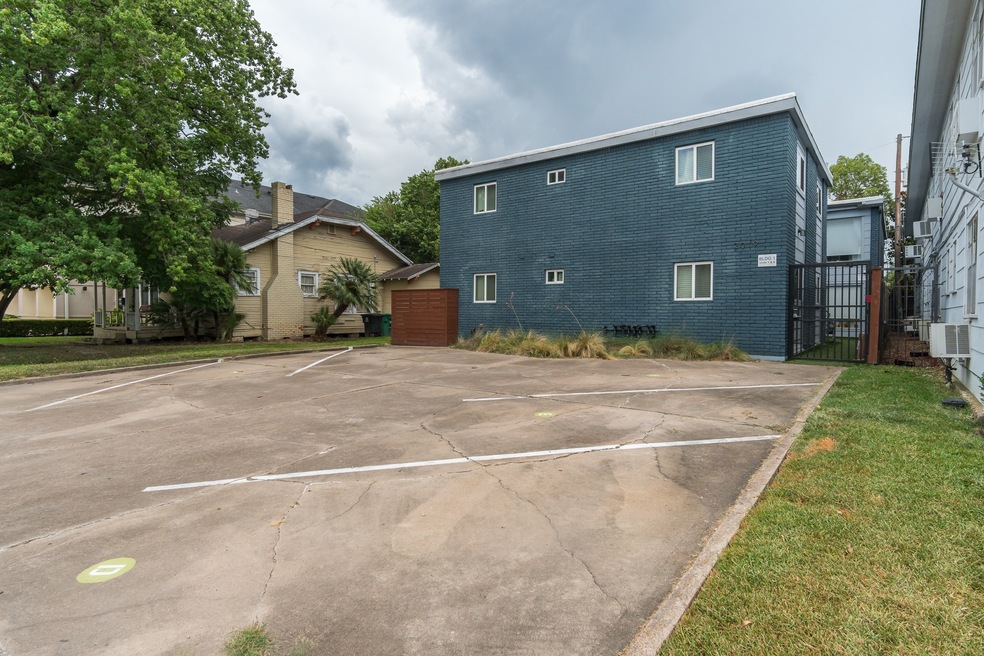 2019 Huldy St unit 1, Houston, TX 77019 - photo 1
