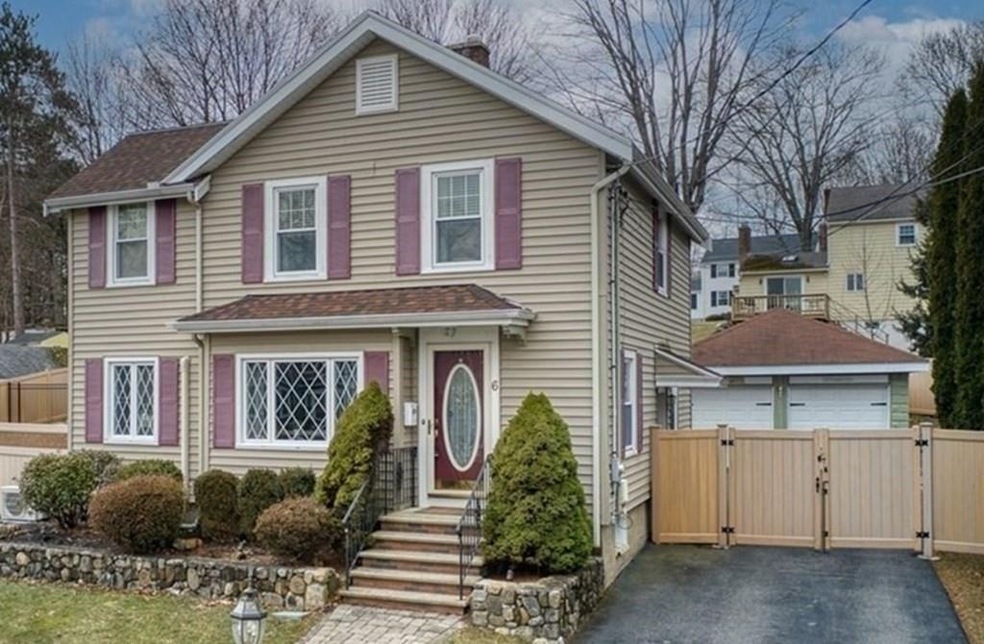 6 Newell Rd, Wakefield, MA 01880 - photo 1