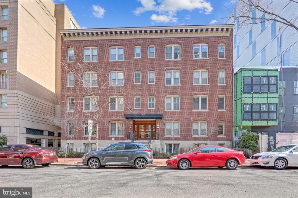 1121 24th St NW unit 105, Washington, DC 20037 - photo 1