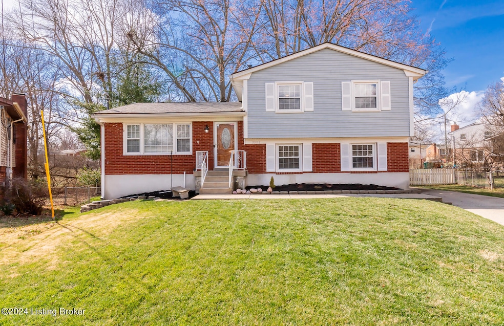 5508 Oakcreek Ln, Louisville, KY 40291 - photo 1