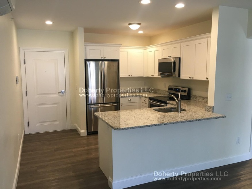 53 Saunders St, North Andover, MA 01845 - photo 1