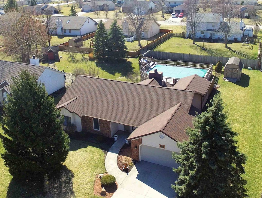 1526 Ridgewood Ln, Bluffton, IN 46714 - photo 1