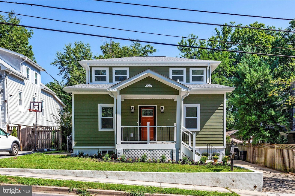 320 Lincoln Ave, Takoma Park, MD 20912 - photo 1
