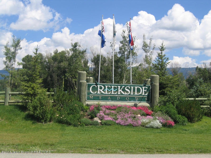 Creekside Meadows PUD Entrance