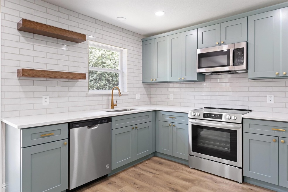 1001 Atlanta Dr, Bedford, TX 76022 - photo 1