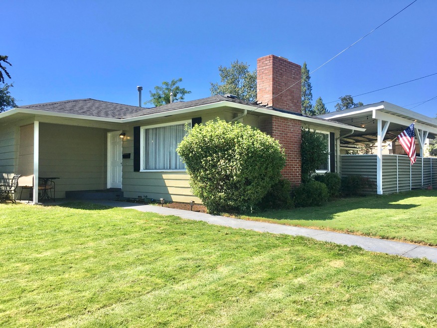 730 NE Madrone St, Grants Pass, OR 97526 - photo 1