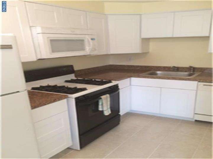 455 Westmont Dr, Darby, PA 19023 - photo 1