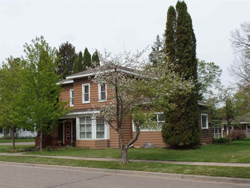 900 E 4th St, Merrill, WI 54452 - photo 1