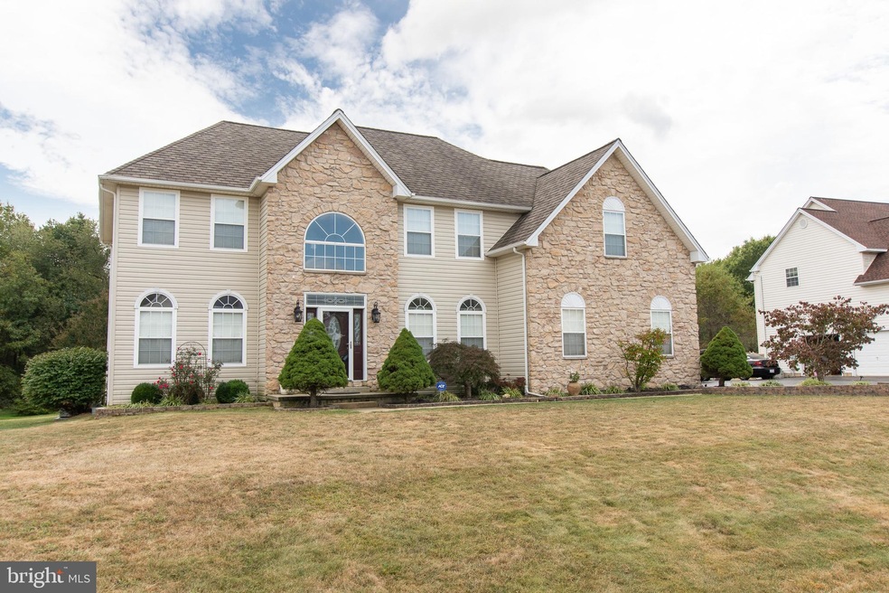 329 Meadow Glen Dr, Bear, DE 19701 - photo 1