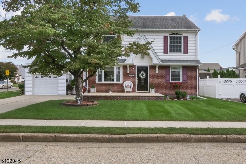 262 Wilson St, Saddle Brook, NJ 07663 - photo 1