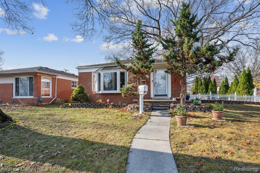4108 Harding Street, Dearborn Heights, MI 48125