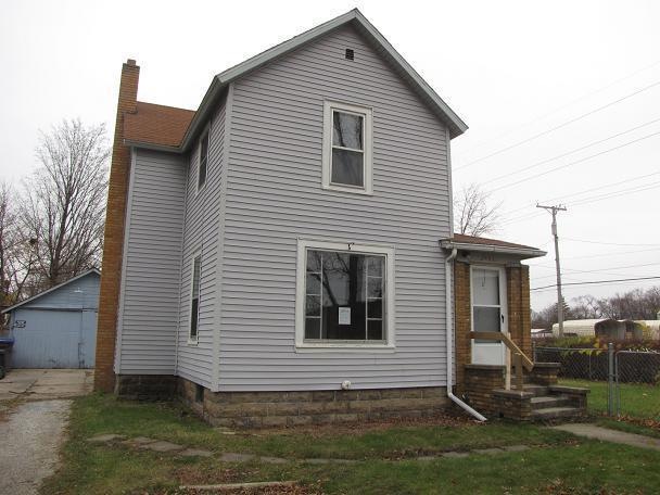 401 Wenzel St, Sturgis, MI 49091 - photo 1