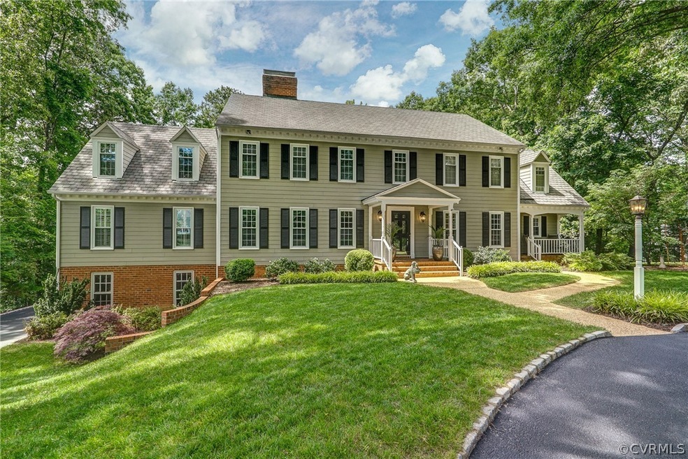 Welcome to this Stately Colonial Home!