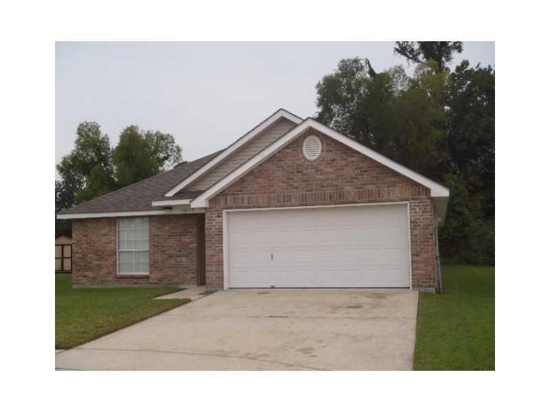 4632 Bayou Des Families None, Marrero, LA 70072 - photo 1