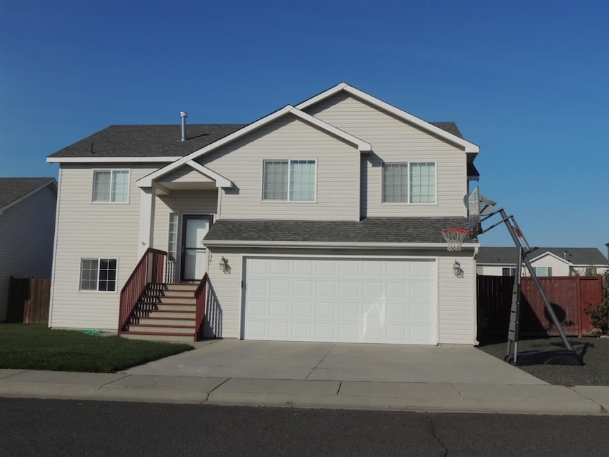 517 E Norma Lee Ave, Medical Lake, WA 99022 - photo 1
