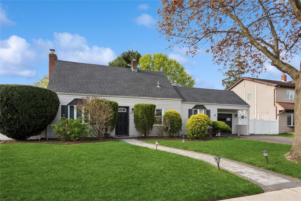 34 Chase Ln, Levittown, NY 11756 - photo 1