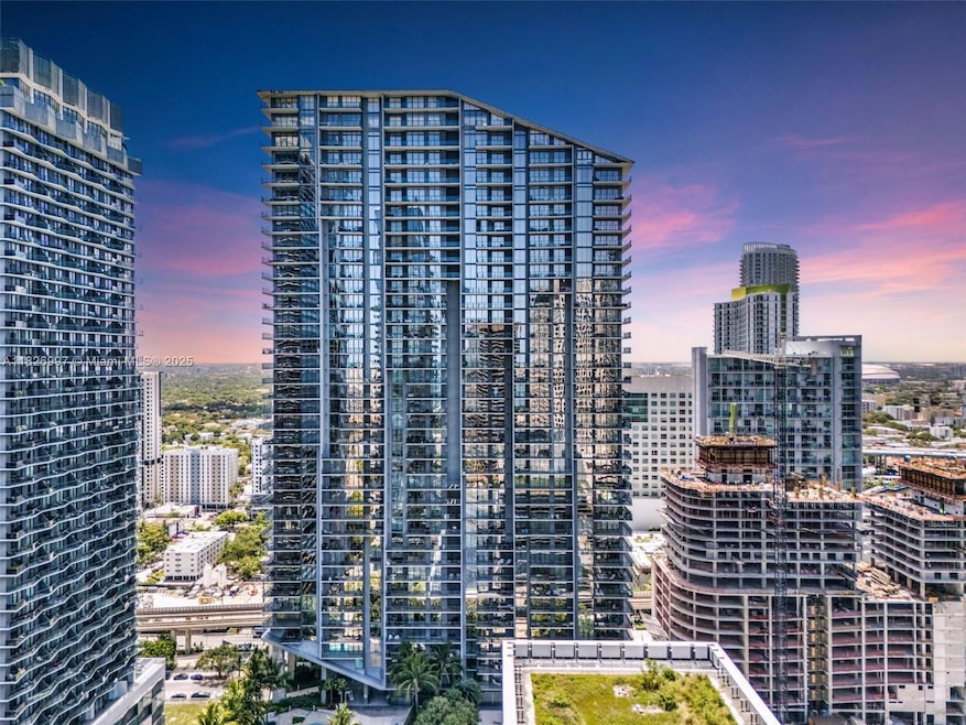 Under Contract $760,000 • Co-Listing Agent