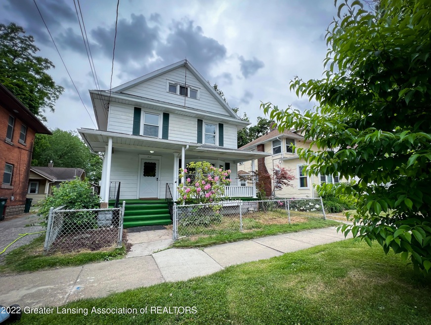 717 W Genesee St
