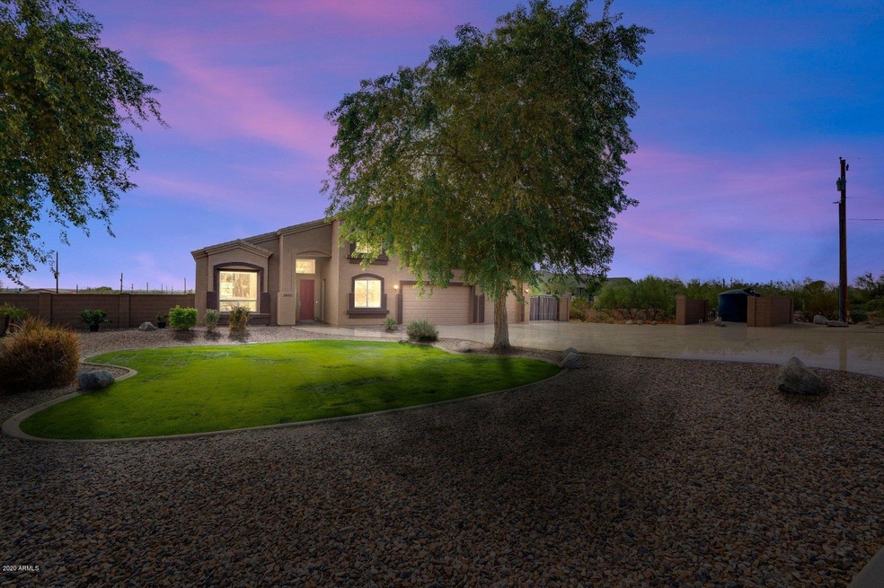 1-1Front of home.jpg-SMALL