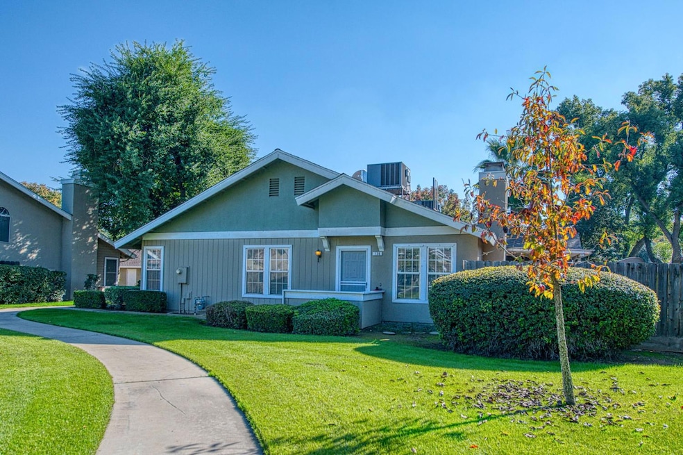 For Sale $235,000 • Co-Listing Agent