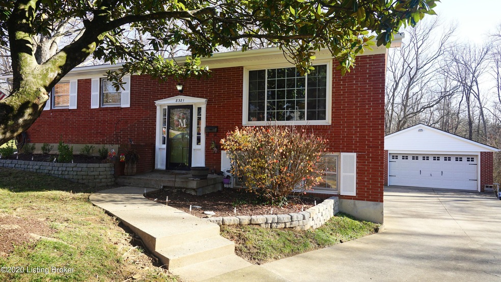 8321 Saint Armands Ct, Louisville, KY 40219 - photo 1