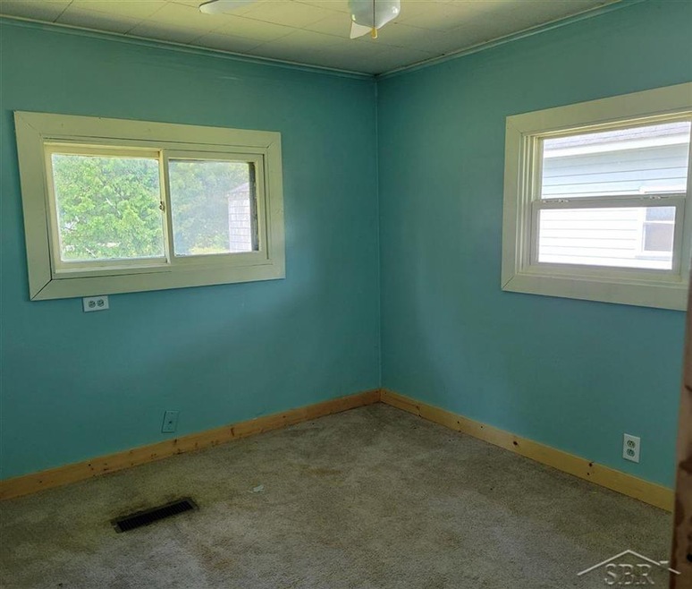 171 N Huron Rd, Au Gres, MI 48703 - photo 1