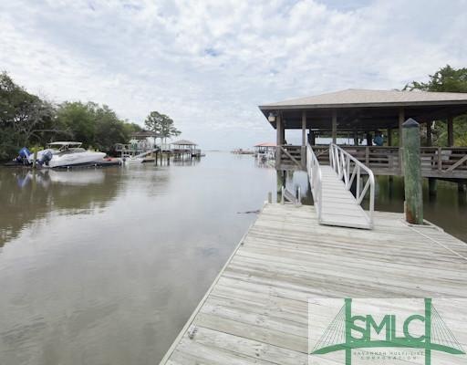 Waterfront/Dock/Pier.