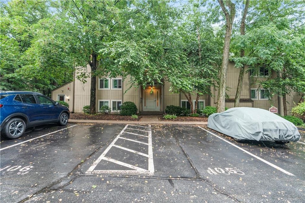 400 New River Rd Unit 611, Manville, RI 02838 MLS 1342004