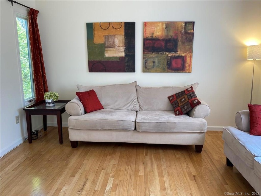 14 Ledgewood Dr, Brookfield, CT 06804 - photo 1