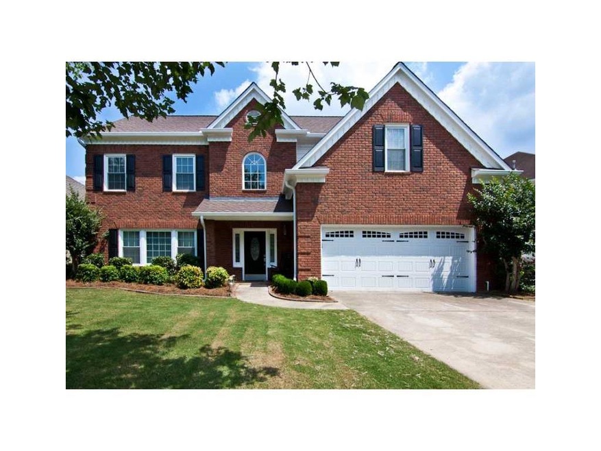 10875 Pinewalk Forest Cir, Alpharetta, GA 30022 - photo 1