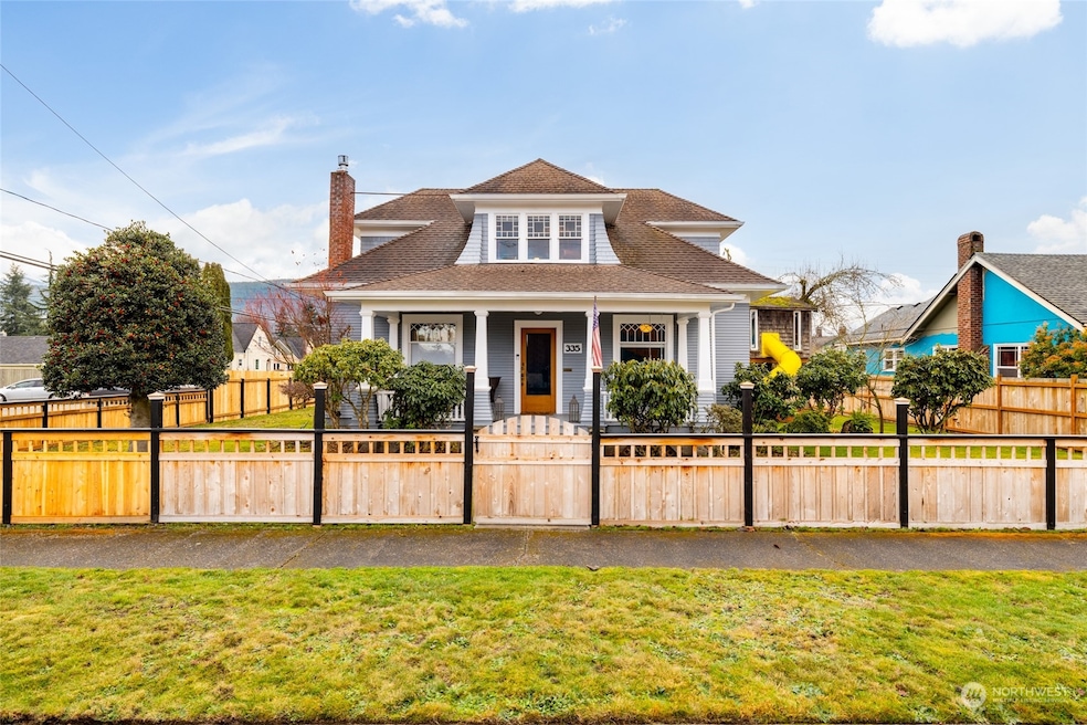 335 Bennett St, Sedro Woolley, WA 98284 - photo 1