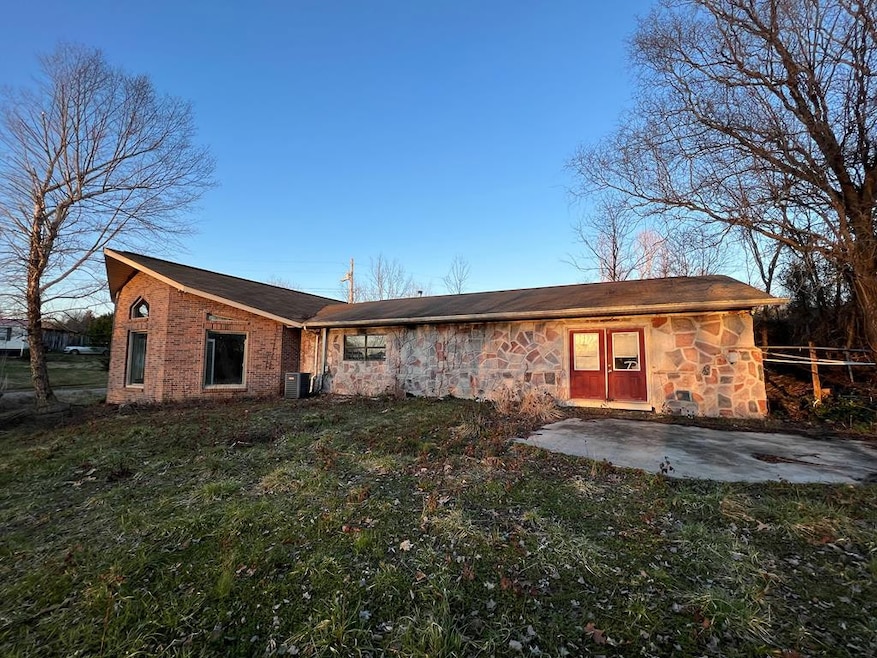 2227 Helton Rd, Bean Station, TN 37708 - photo 1