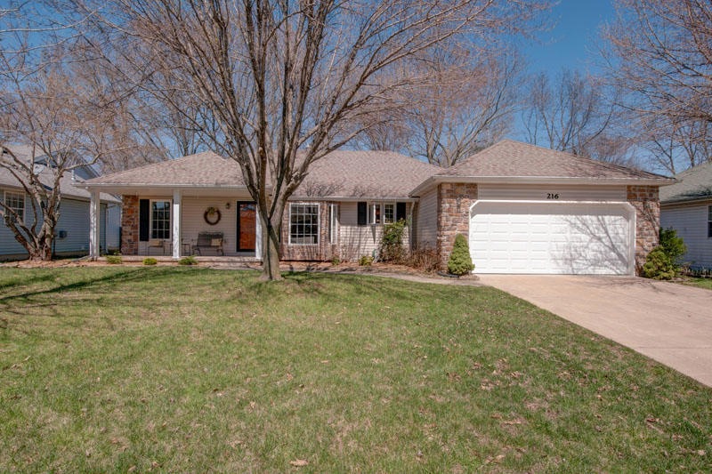 216 Shady Acres Cir, Nixa, MO 65714 - photo 1