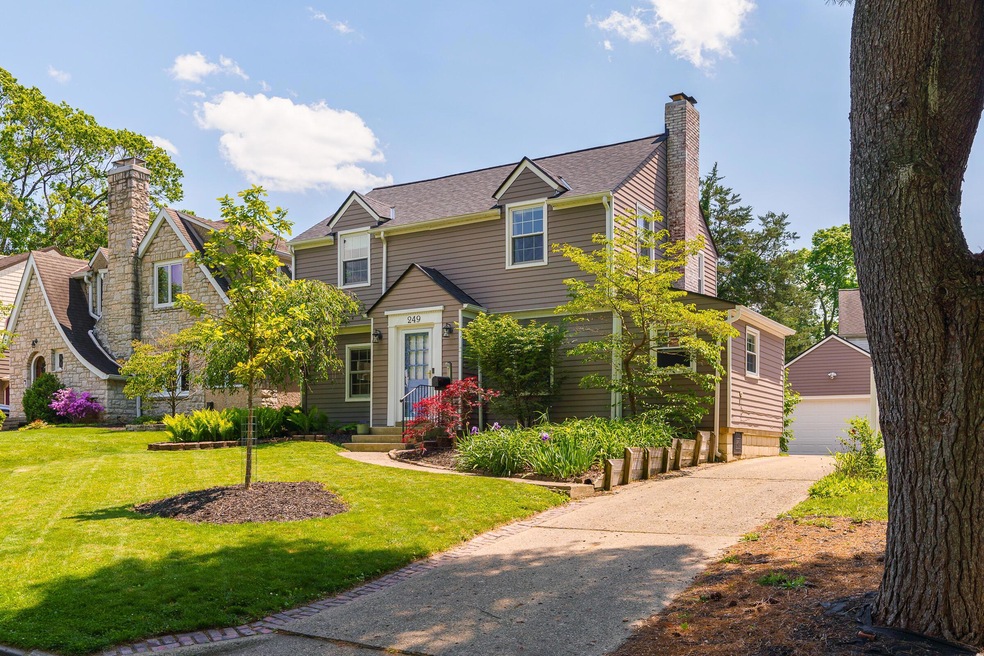 249 Montrose Way, Columbus, OH 43214 - photo 1