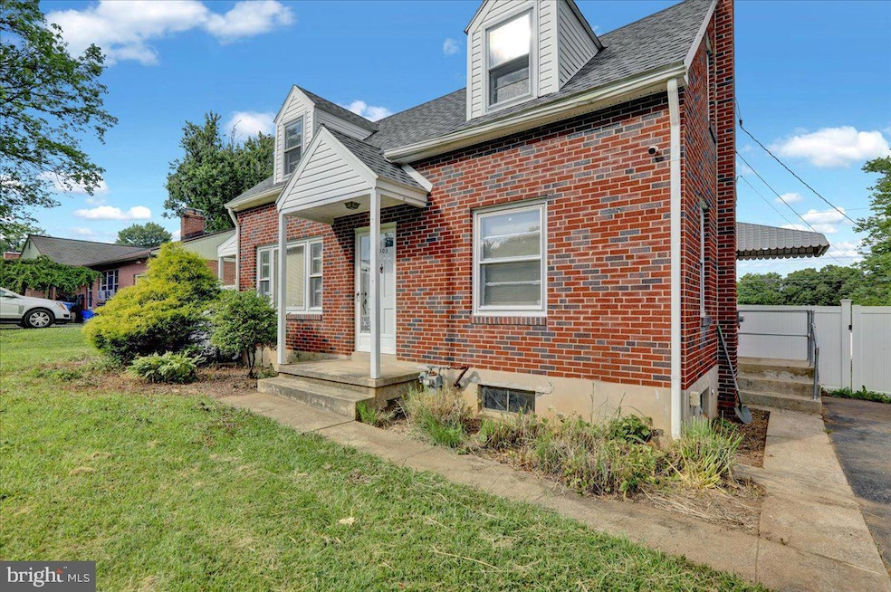 3403 Stoudts Ferry Bridge Rd, Reading, PA 19605 - photo 1