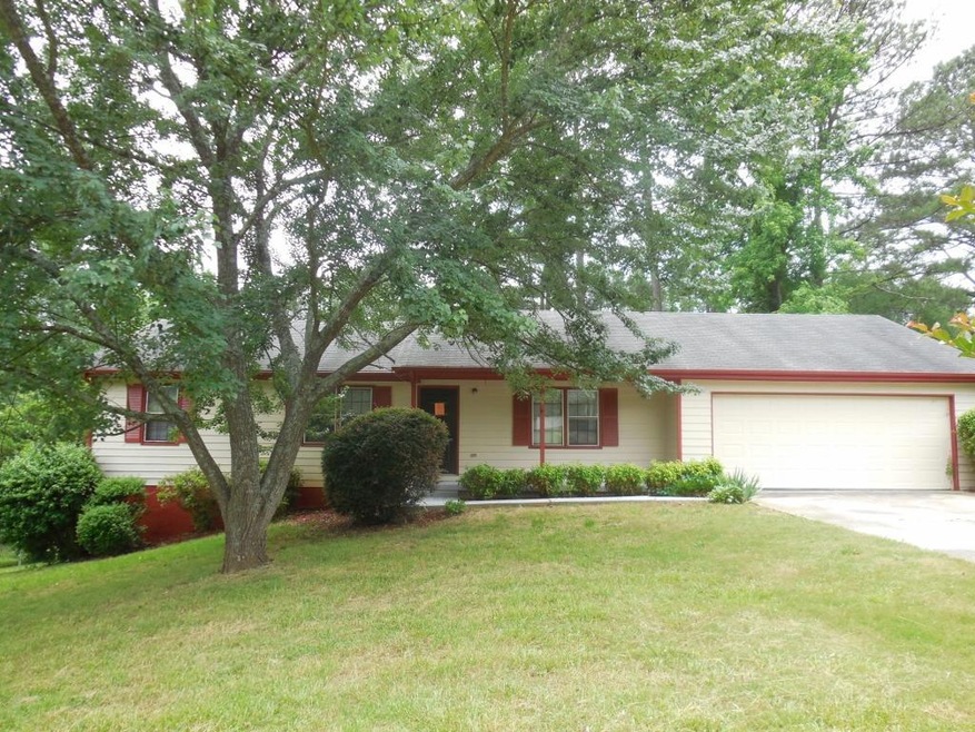 921 Curry Cir SE, Conyers, GA 30094 - photo 1