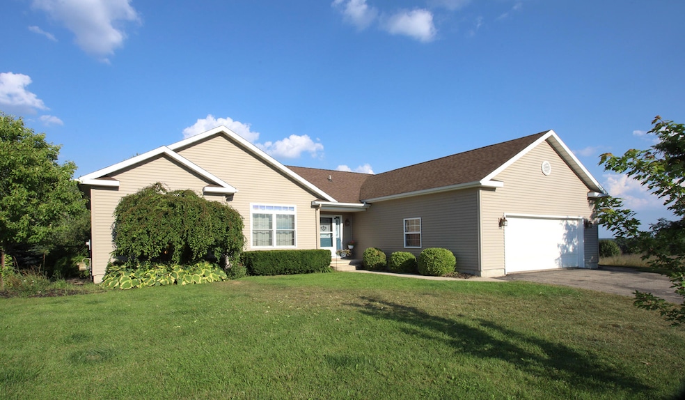 18606 Sunrise Ln unit 6, Big Rapids, MI 49307 - photo 1