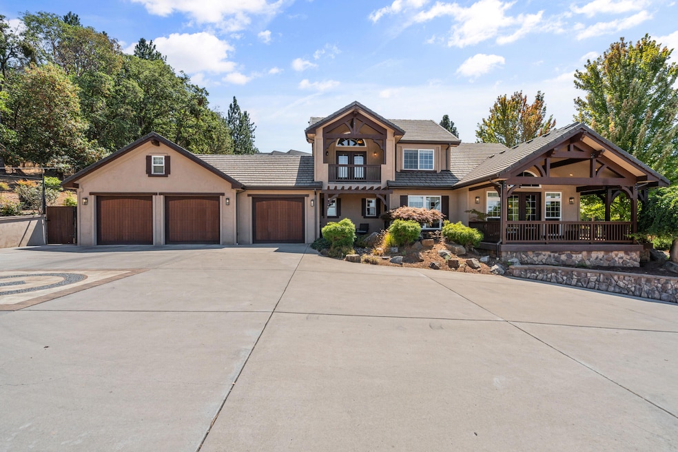 For Sale $1,250,000 • Co-Listing Agent