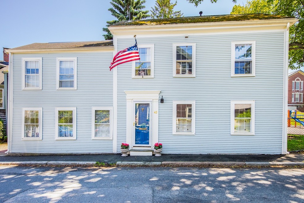 42 Elm St, Marblehead, MA 01945 - photo 1