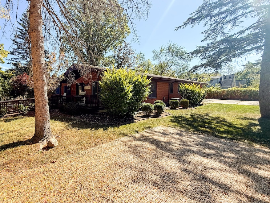 2106 Camelot Rd, Ann Arbor, MI 48104 - photo 1