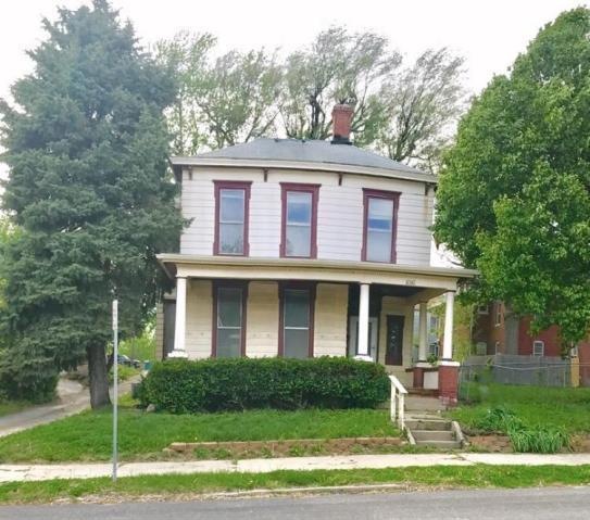1016 N 10th St